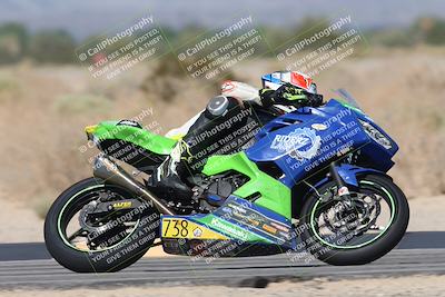 media/Oct-05-2025-CVMA (Sun) [[beeef4f201]]/Race 6-Formula Twins-Formula 40 UL/